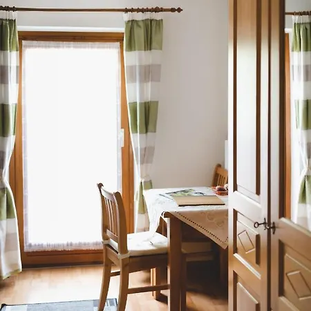 Bed and Breakfast Weingut Peter Grill Leutschach Exterior foto
